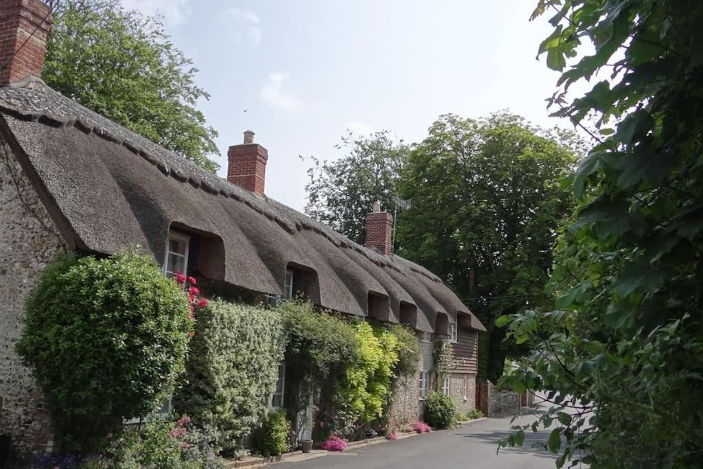 Little Thatch Cottage - Cerne Abbas, Dorset Extérieur photo