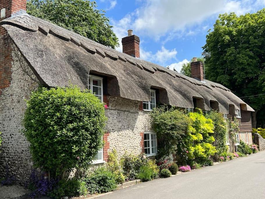 Little Thatch Cottage - Cerne Abbas, Dorset Extérieur photo